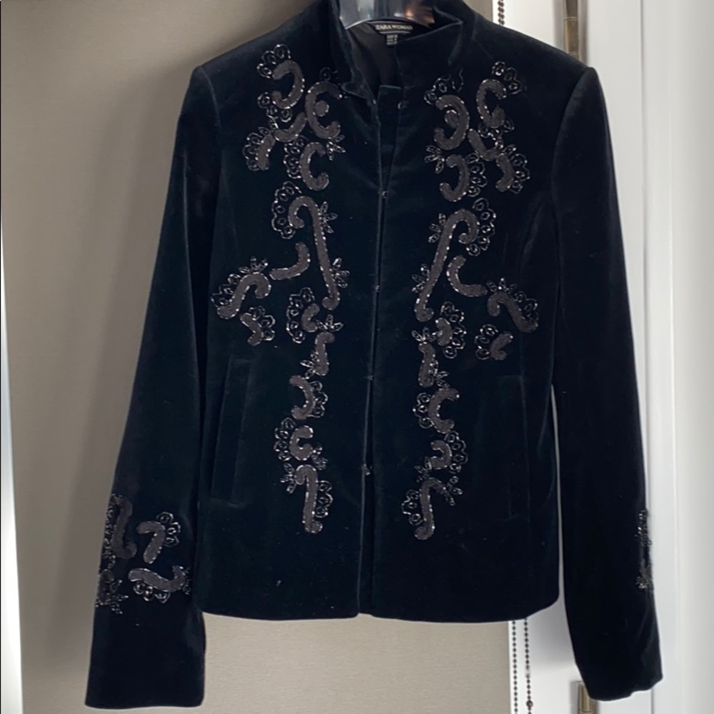 Zara black velvet dinner jacket, US 6